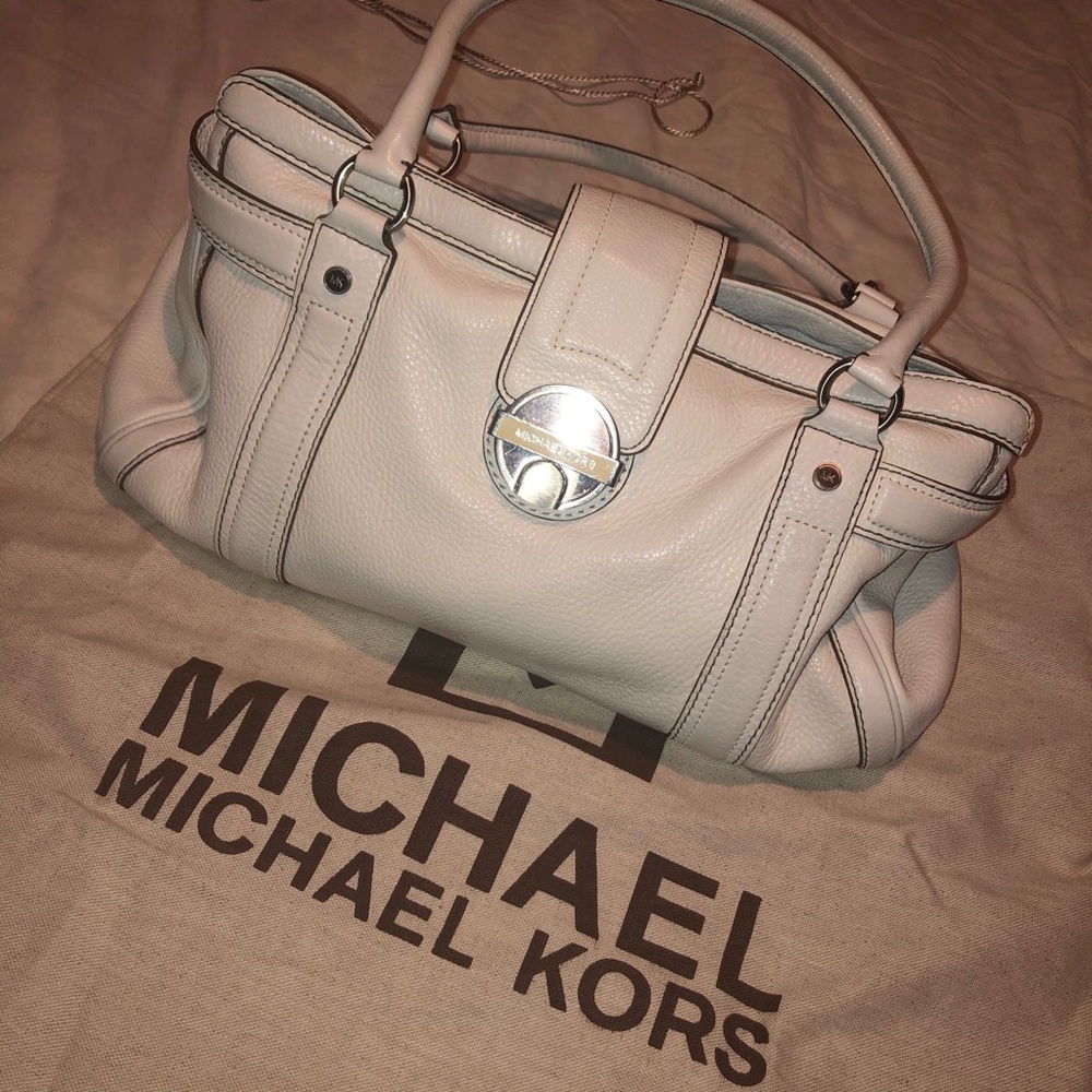 Micheal Kors Purse